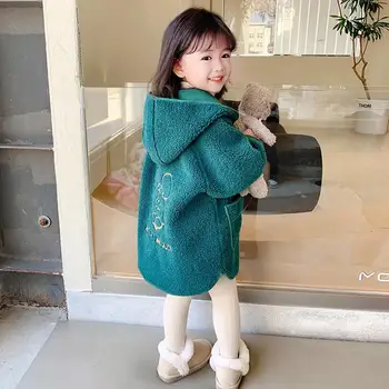 Пальто для девочек, осень-зима 2022, Новая зимняя одежда для малышей в западном стиле, Детский Топ из овечьей шерсти в Корейском Стиле, Утолщенный